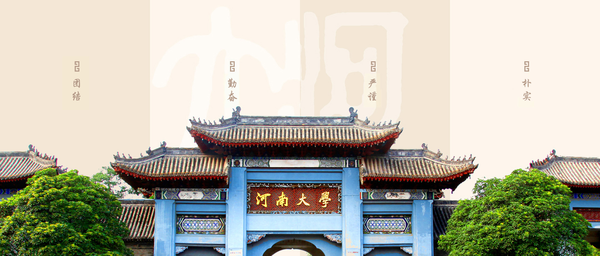 不銹鋼振動篩采用304或316L不銹鋼材質，適合食品、醫藥行業行業，干凈衛生