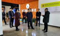 堅守初心做事業，為甜蜜生活而奮斗