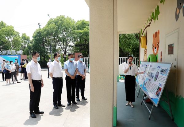 召開貨運行業黨建現場會.jpg