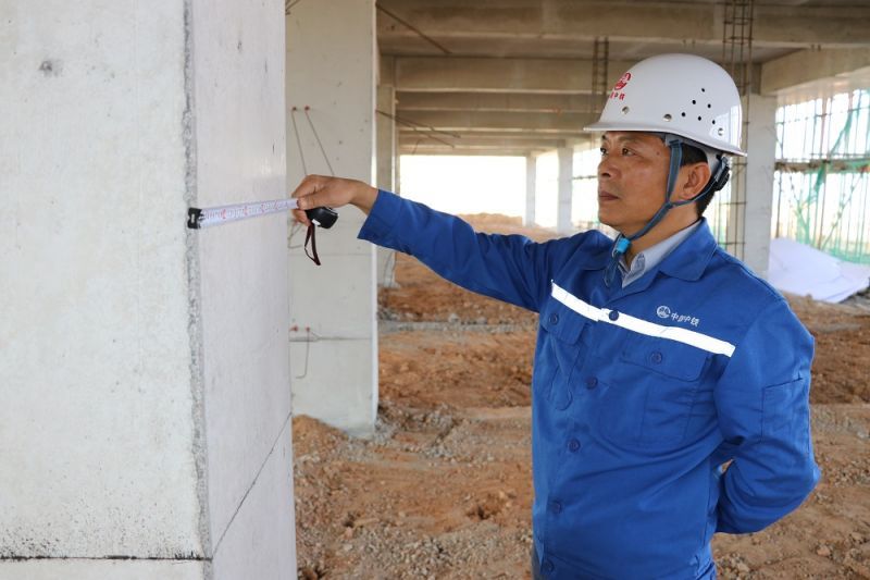 四川省五一勞動獎章-廖輝 (3).jpg