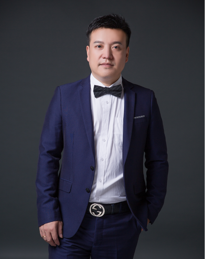 懷揣夢想深耕窗簾行業二十余年-紅藍青布藝董事長曹福君