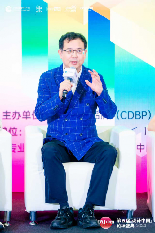 重讀《美的奇人&ldquo;菜農(nóng)&rdquo;黃劍峰》：變革時(shí)代的一個(gè)職場范本