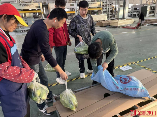 浙江金凱門業：深秋玉米遞暖意，守護每一位堅守者